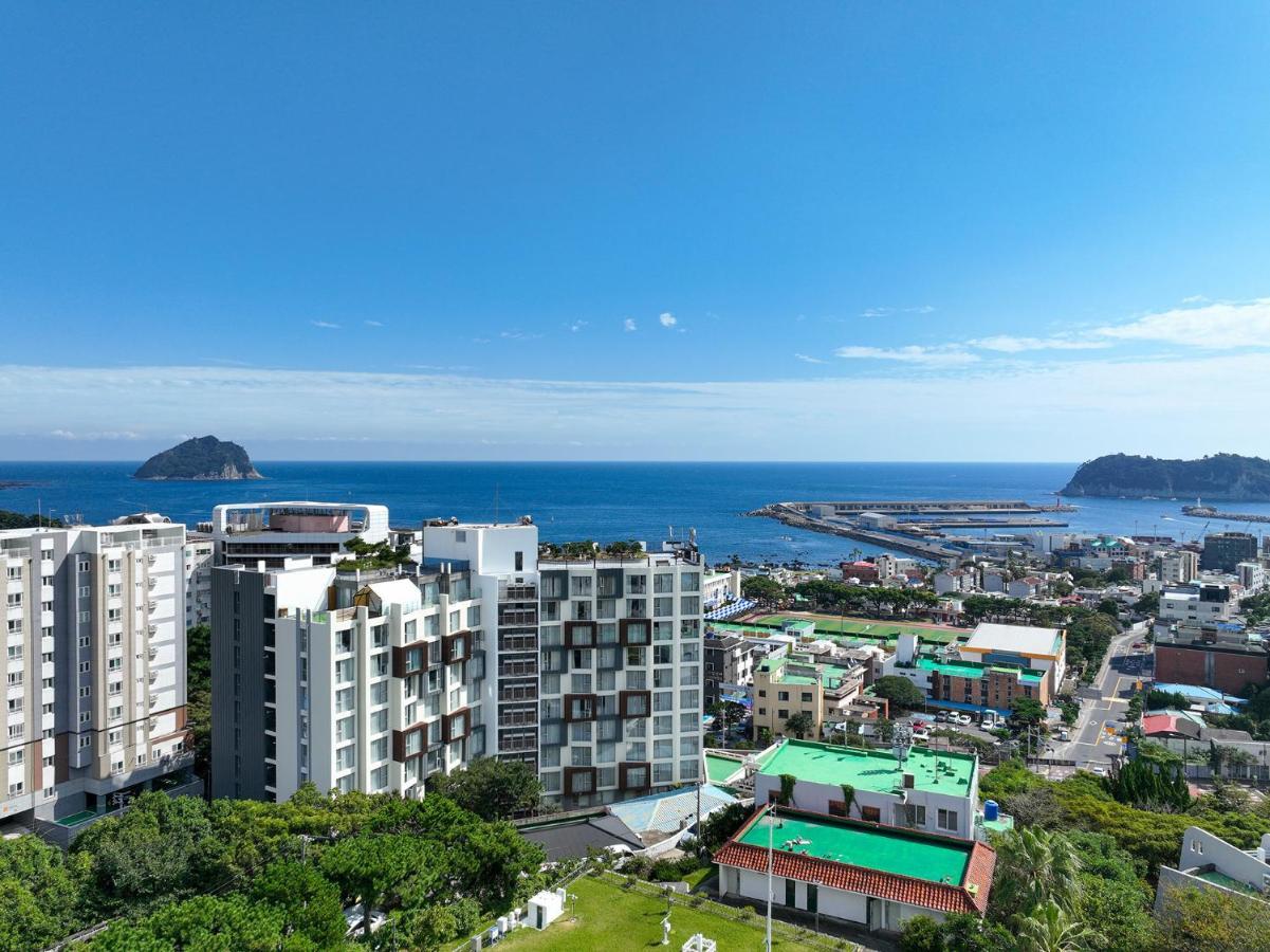 The Island Blue Hotel Seogwipo Exteriör bild